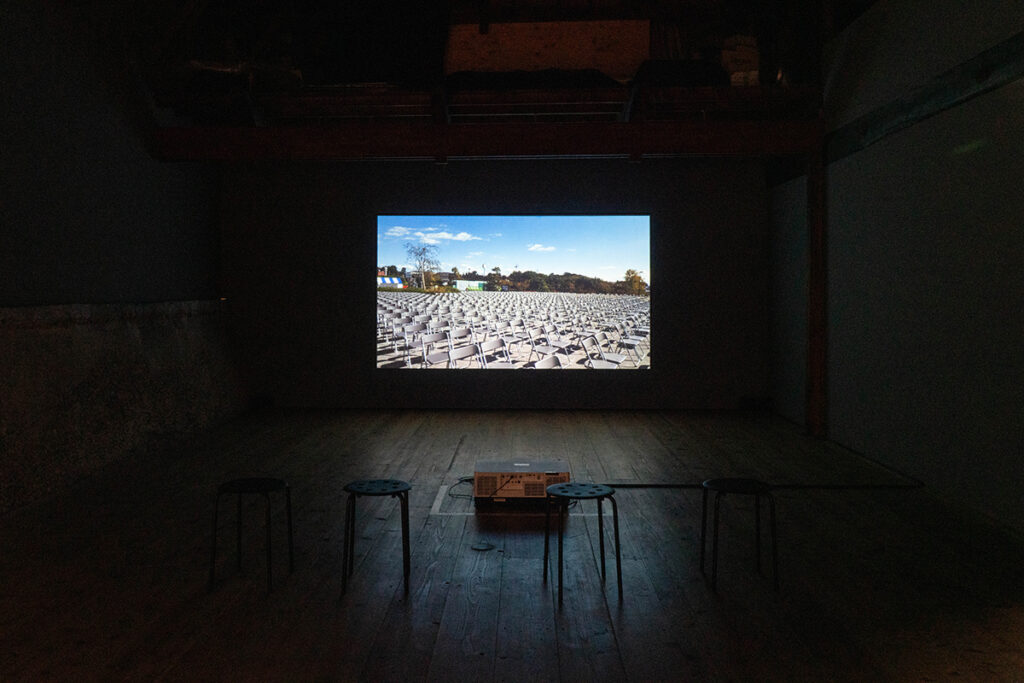 展覧会風景『contact』無人島プロダクション