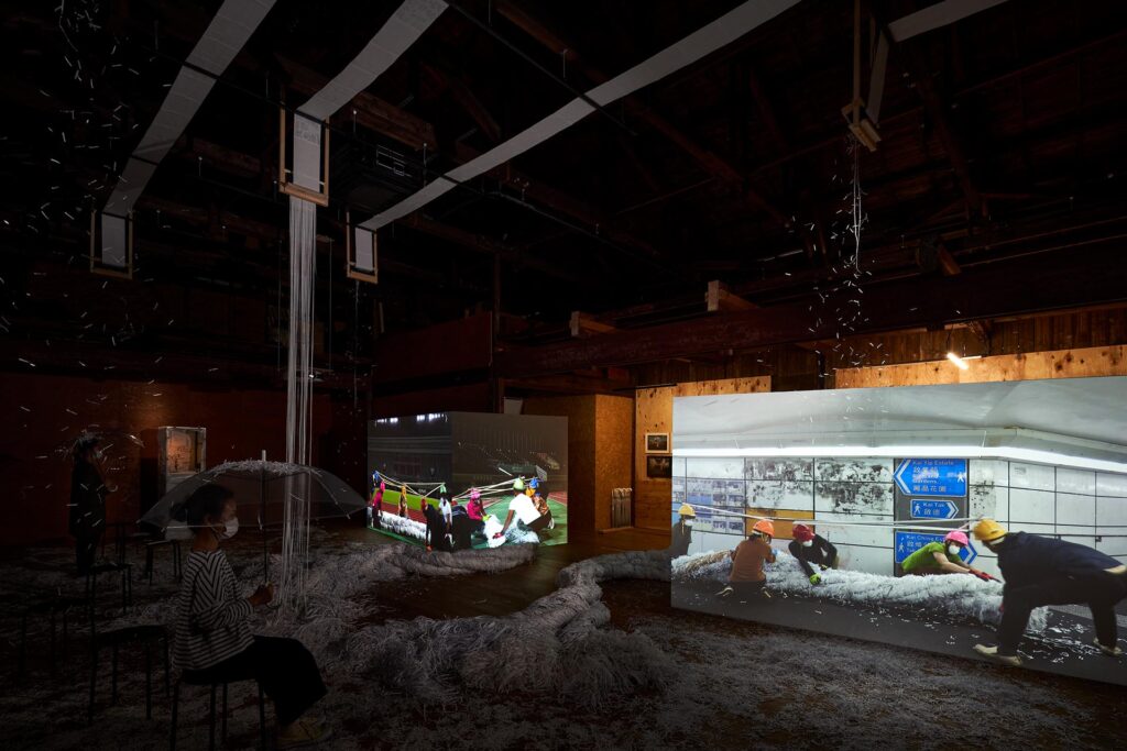 Superstring Secrets, installation view, 2020, Photo: Kenji Morita, Courtesy of MUJIN-TO Production, Tokyo