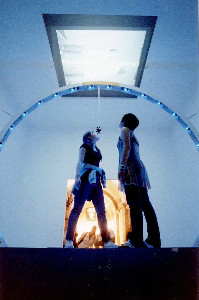Centrifuge, Installation view: Istanbul biennial 2001