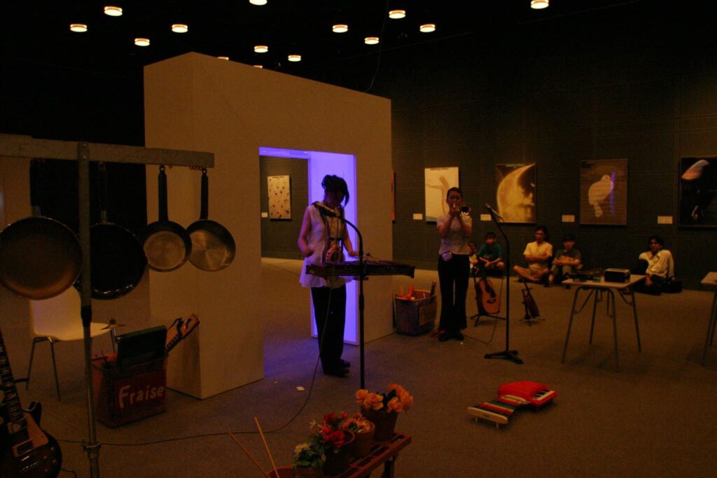 ENTER, 撮影：大島邦夫