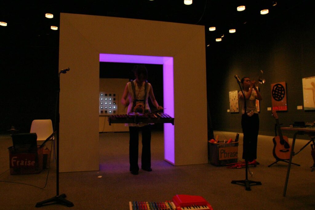 ENTER, 撮影：大島邦夫