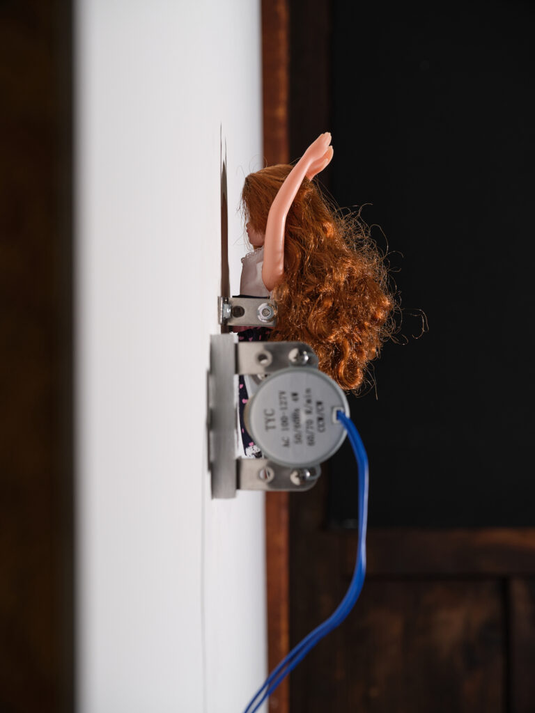 Automatic Self-Destructive Machine 