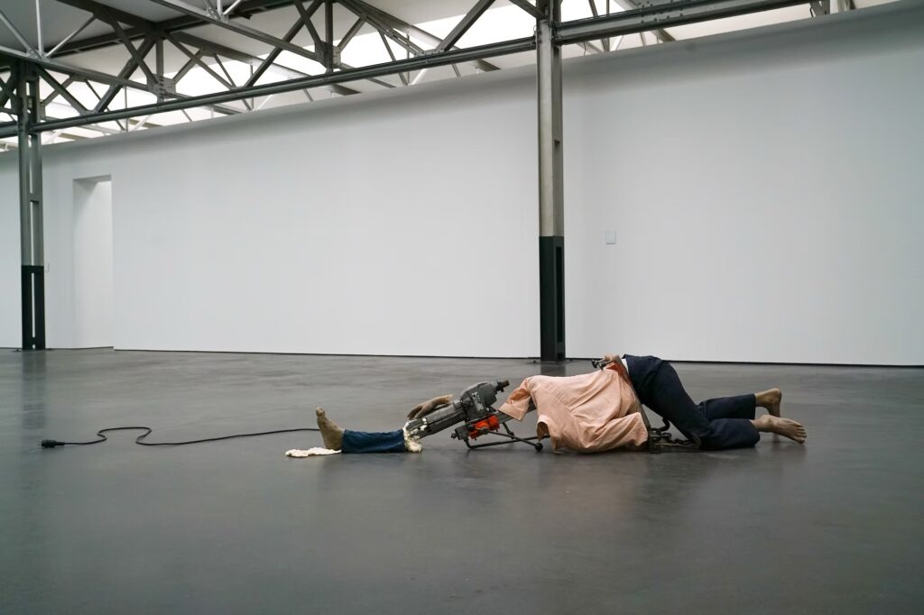 ROH, installation at De Pont Museum, 2025