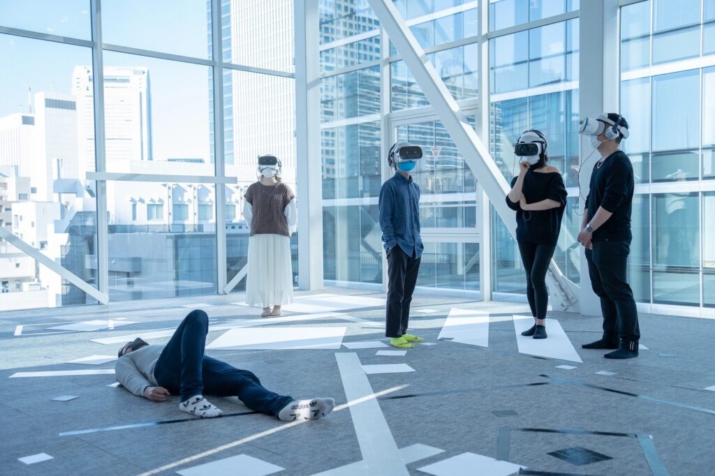  Installation at Ulsan Art Museum, South Korea, 2022 Installation/ performance at Theatre Commons 2021, at Shibaura House (Tokyo), Feb 17 -21, 2021